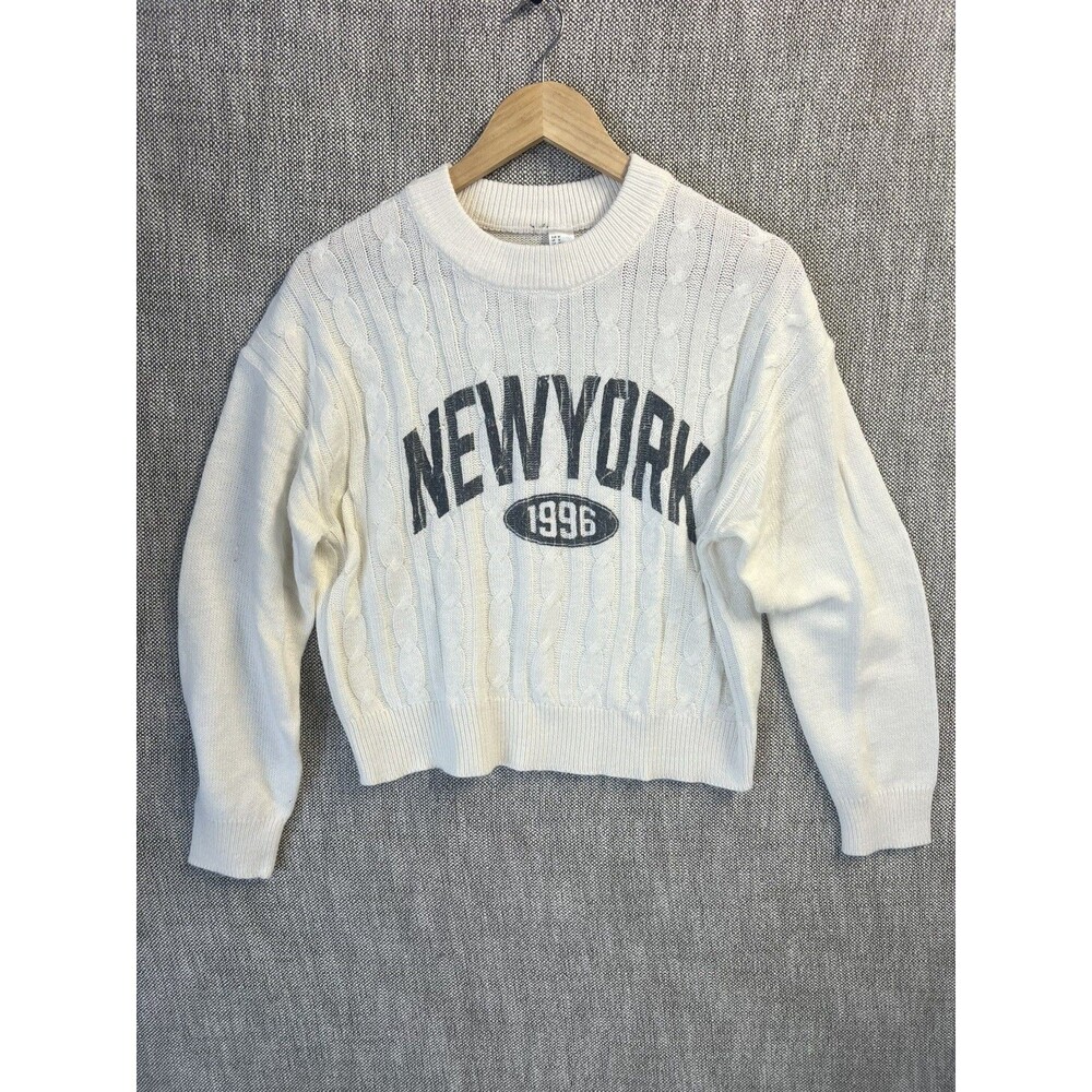 H&M Women's White Cable-Knit Crew Neck Pullover Sweater New York Logo M